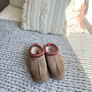 Ugg Tasman platform slippers